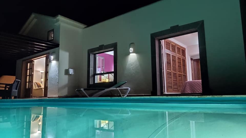Villa Bol-Can Con Piscina Privada Плая Бланка Екстериор снимка